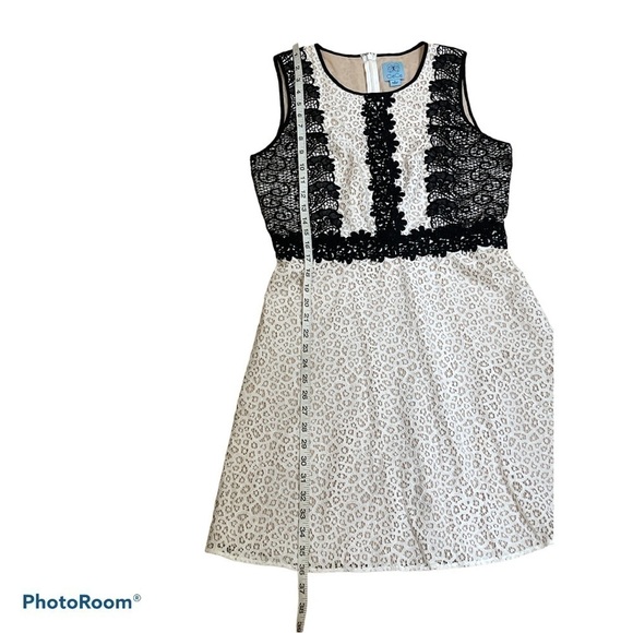 CeCe sleeveless floral lace black and white dress size 8 - Picture 5 of 6